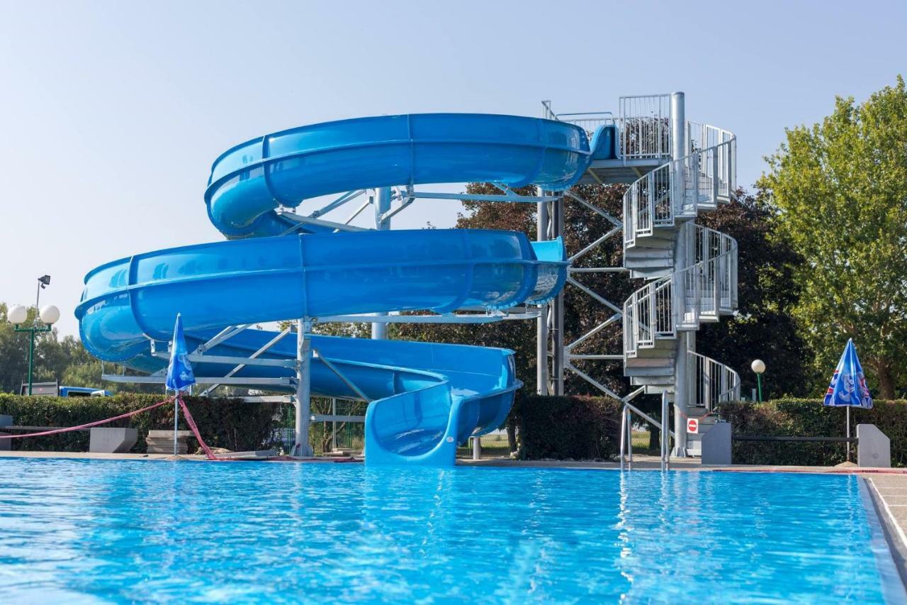 Kuca Za Odmor "Dva Srca" Hotel Ceminac Kültér fotó
